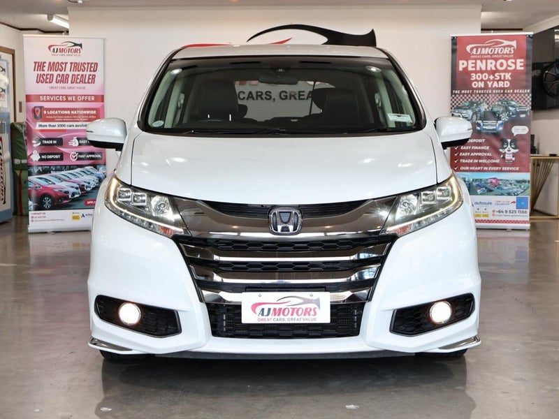 2017 Honda Odyssey HYBRID ABSOLUTE, photo 2
