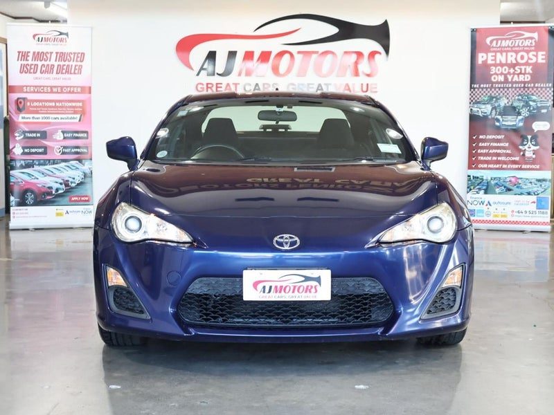 2015 Toyota 86 6 SPEED MANUAL., photo 2