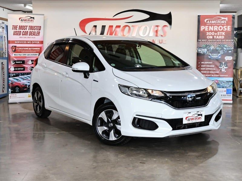 2019 Honda Fit HYBRID F PACKAGE