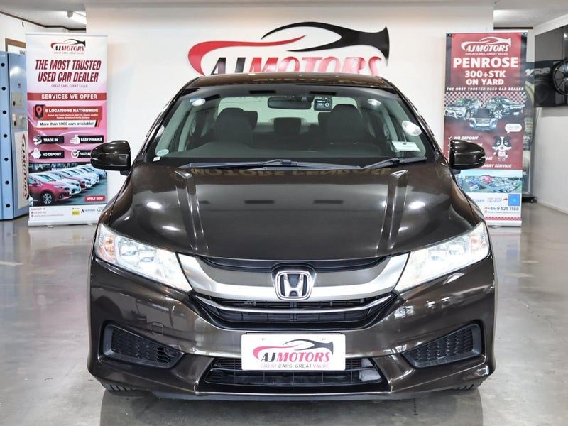 2015 Honda GRACE HYBRID LX, photo 2