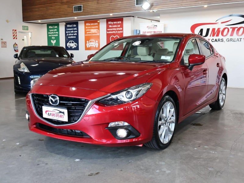 2015 Mazda Axela HYBRID S, photo 3