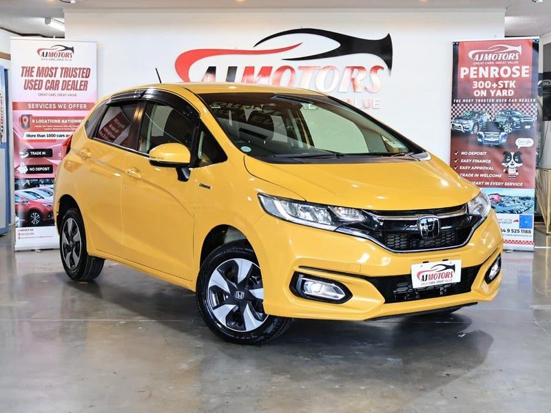 2017 Honda Fit HYBRID 4WD S PACKAGE