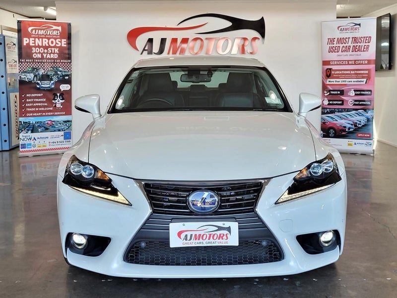 2014 Lexus IS 300h Version L, photo 2