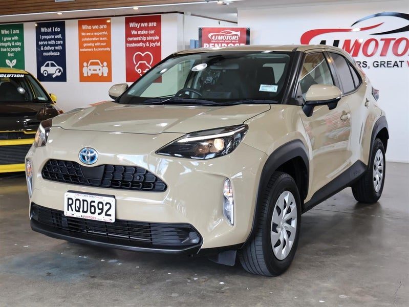 2021 Toyota Yaris Cross HYBRID G, photo 3