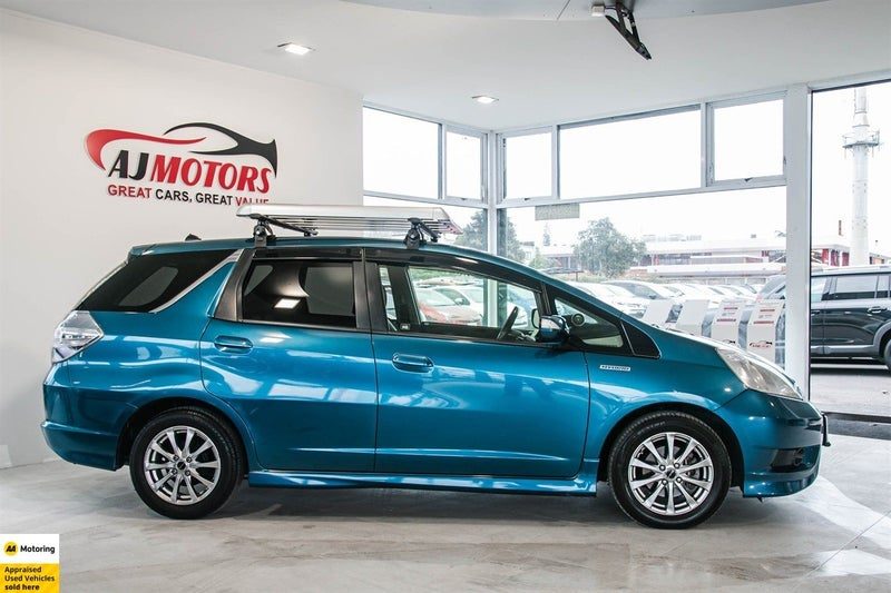2012 Honda Fit 1.3 SHUTTLE Hybrid, photo 3