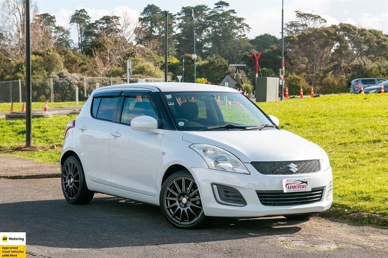 2015 Suzuki Swift 1.2L PUSH START / FUEL SAVER, main photo