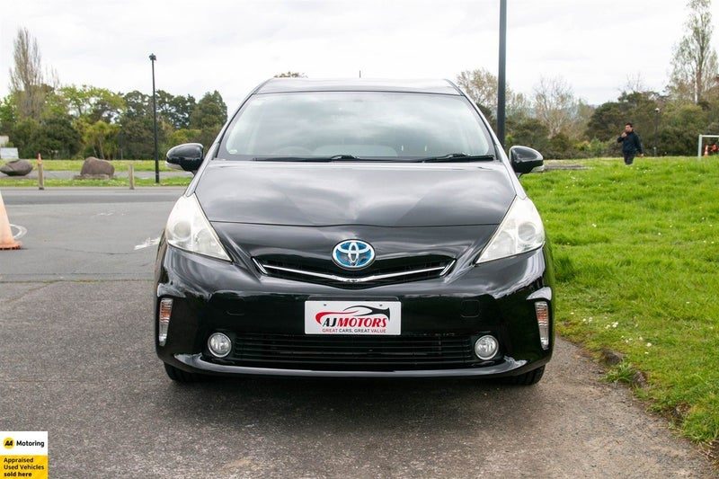 2013 Toyota Prius Alpha HYBRID/7SEATER/HIGH SPEC, photo 2
