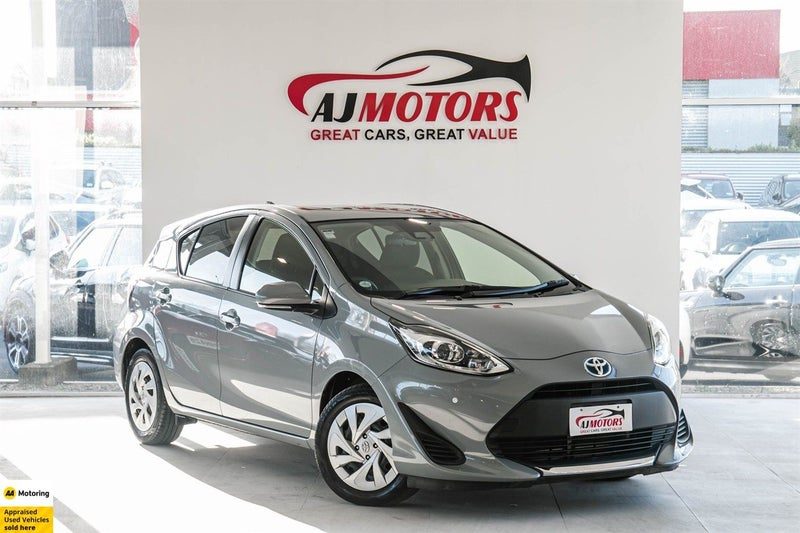 2021 Toyota Aqua S HYBRID / REV CAM