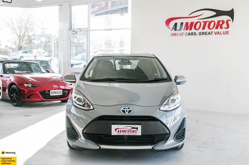 2021 Toyota Aqua S HYBRID / REV CAM, photo 2