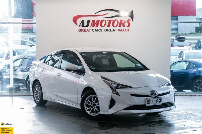 2017 Toyota Prius 1.8L Petrol Hybrid, main photo