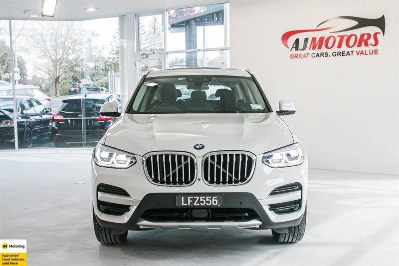 2018 BMW X3 X30I 3.0PT/4WD/8AT, photo 3