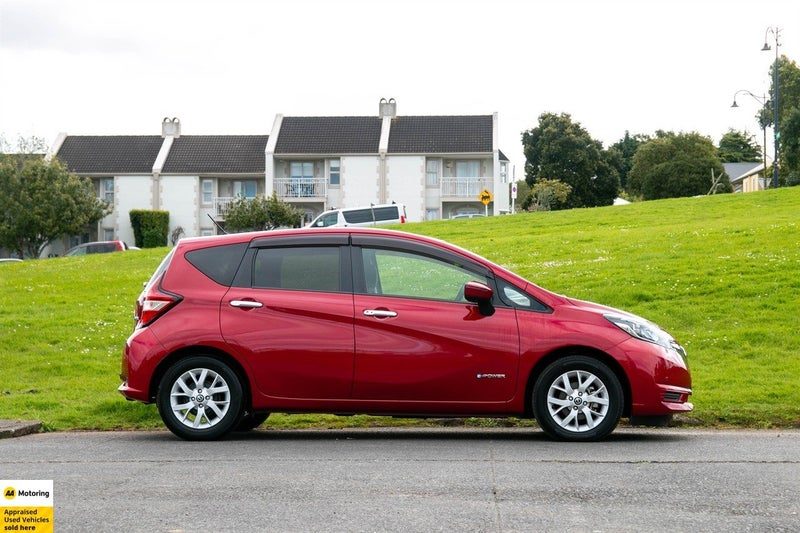 2019 Nissan Note e-POWER X Hybrid / 4.5 GRADE, photo 3
