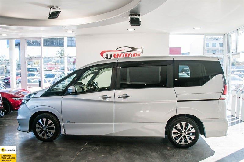 2017 Nissan Serena HIGHWAY STAR G HYBRID, photo 3