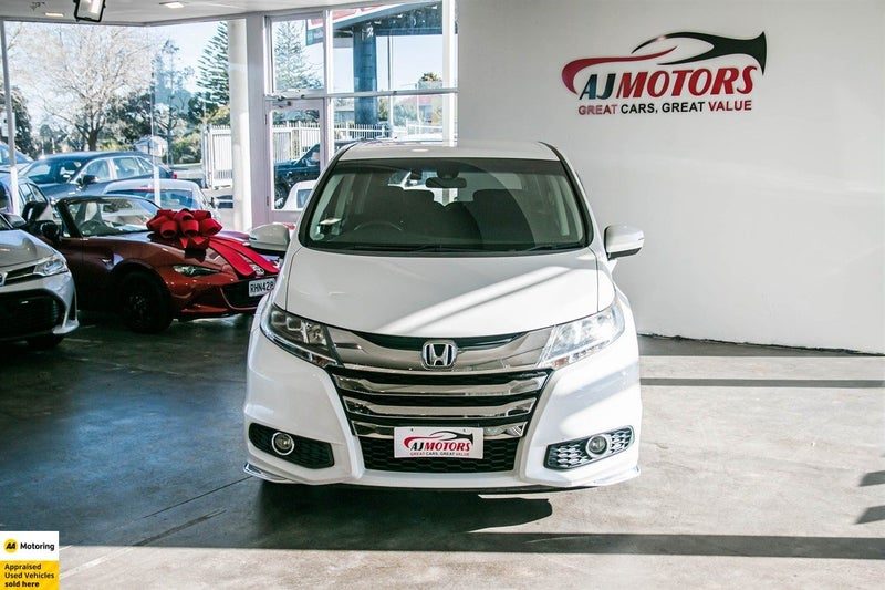 2017 Honda Odyssey Absolute 7 Seater, photo 2