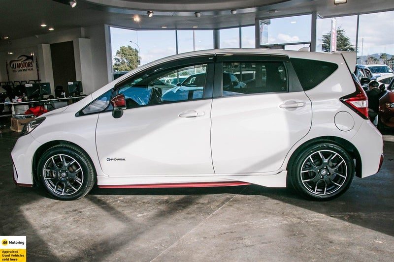 2018 Nissan Note E-powerX Nismo Package, photo 3