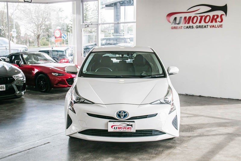 2019 Toyota Prius 1.8L HYBRID. S, photo 2