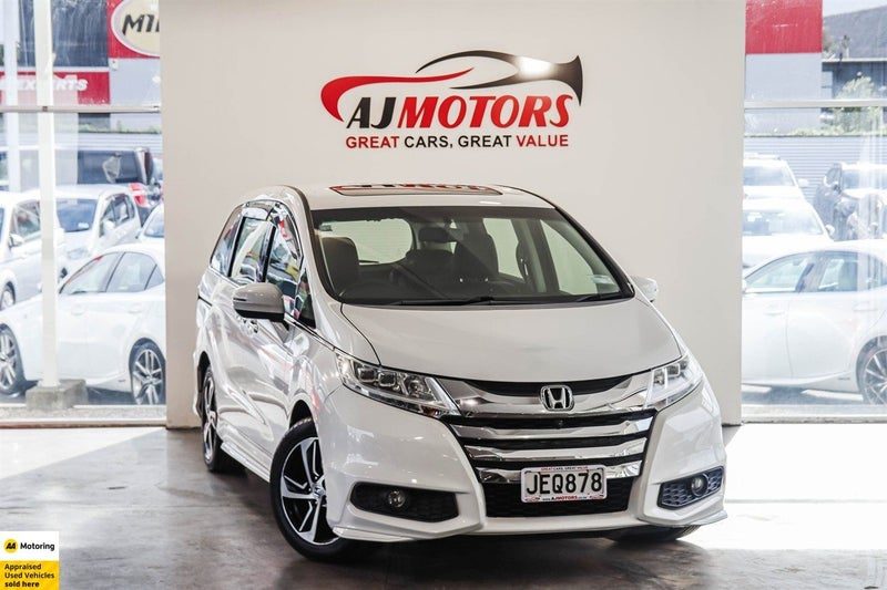 2015 Honda Odyssey L 2.4P / Leather / NZ NEW