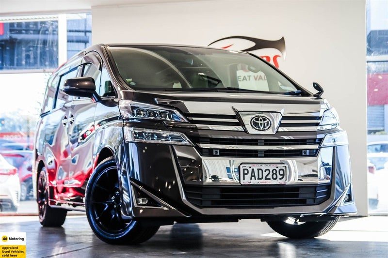 2020 Toyota Vellfire 3.5L / Pilot Seats / 7 Seater, photo 3