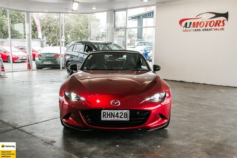 2022 Mazda MX-5 Roadster / Manual, photo 2