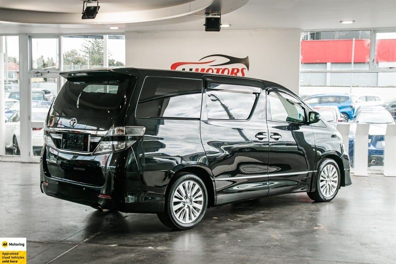 2013 Toyota Vellfire 2.4z 7 seater, photo 3