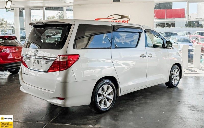 2012 Toyota Alphard 2.5L 7 Seaters, photo 3