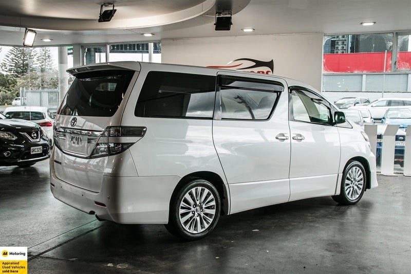 2013 Toyota Vellfire 2.4z 7 seater, photo 3