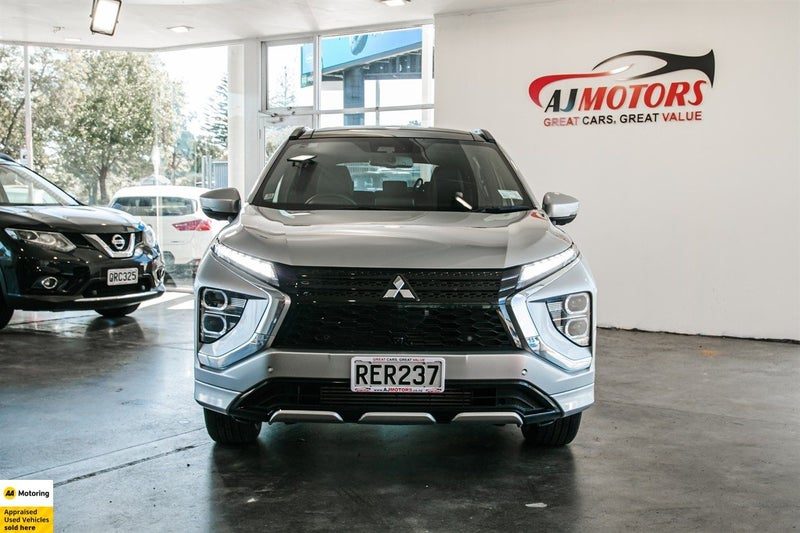 2025 Mitsubishi Eclipse Cross VRX/NZNEW/LOW KMS, photo 2