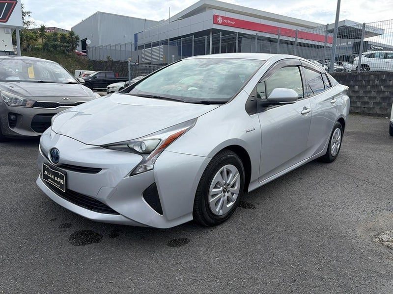 2017 Toyota Prius Hybrid 1.8, main photo