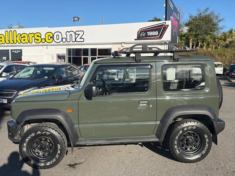 2022 Suzuki Jimny JX 1.5P/4WD/5MT, photo 2