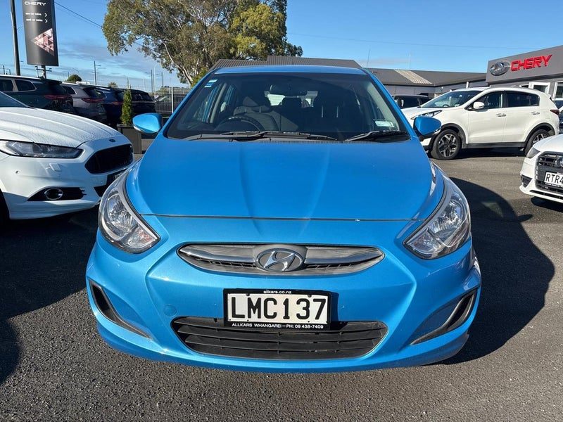 2018 Hyundai Accent HATCH, photo 2