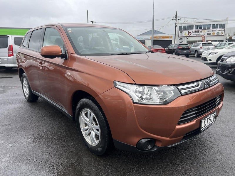 2013 Mitsubishi Outlander 2.0 2WD LS, photo 3