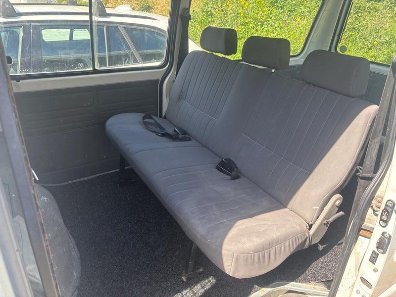 2014 Mitsubishi L300 2.4P LWB 5 DOOR, photo 3
