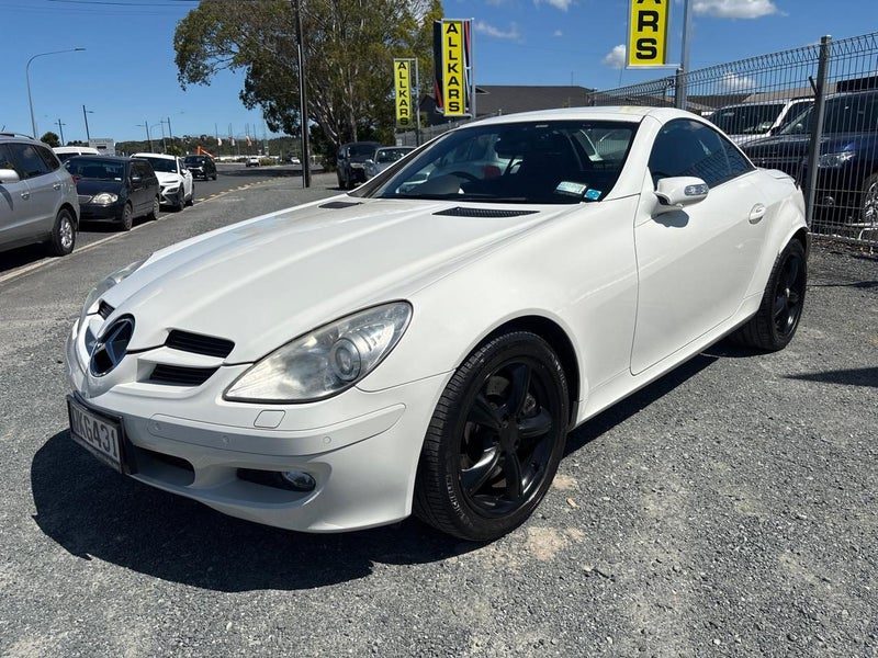 2008 Mercedes-Benz SLK 350 Hard Top Convertible, photo 2