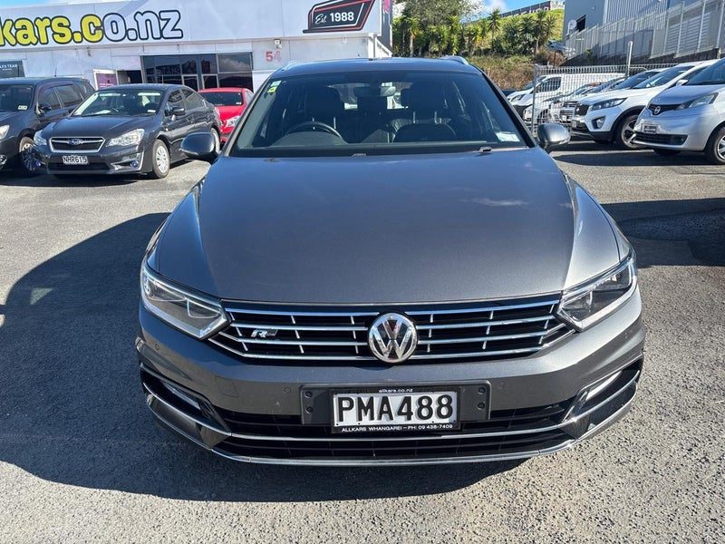 2015 Volkswagen Passat TSI 132KW HL 1.8P/7A, photo 2