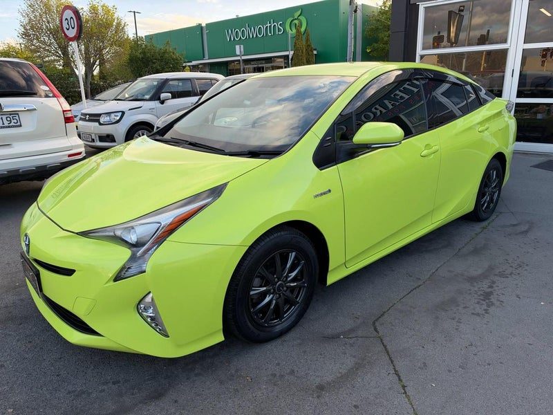 2016 Toyota Prius New Shape / Super Nice & Tidy, photo 2