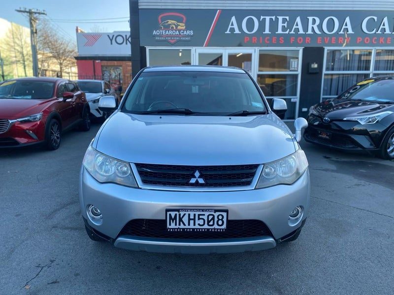 2006 Mitsubishi Outlander 7 Seater, photo 2
