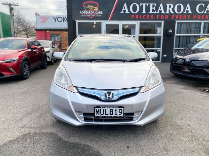 2012 Honda Fit Hybrid, photo 2