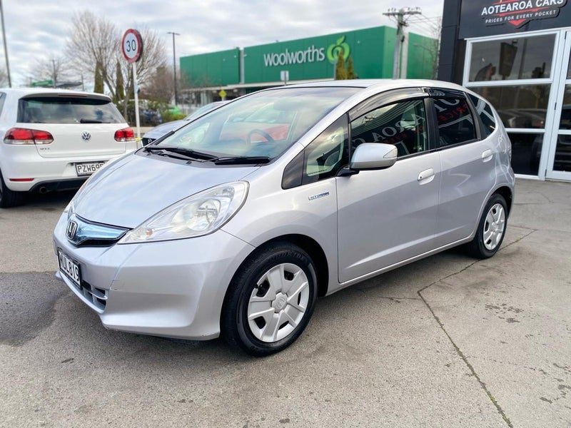 2012 Honda Fit Hybrid, photo 3