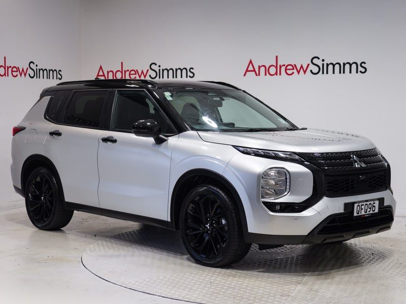 2023 Mitsubishi Outlander XLS 7 Seater