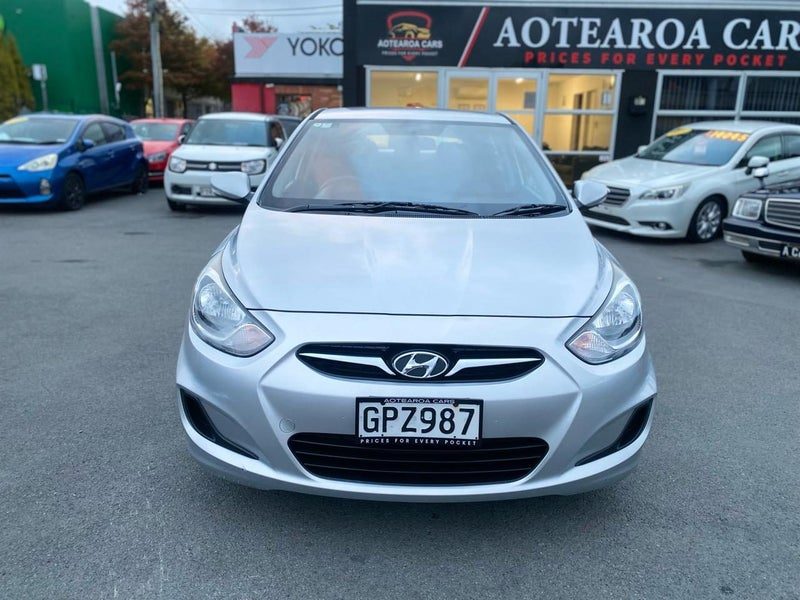 2012 Hyundai Accent 1.6 5D A4, photo 3