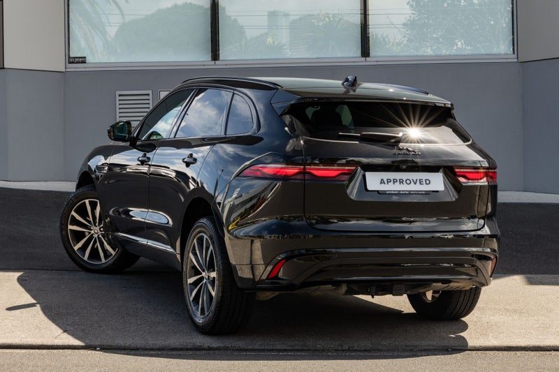 2023 Jaguar F-PACE P250 R-Dynamic SE, photo 2