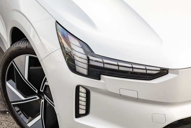 2026 Volvo EX90 Ultra Twin Motor Performance, photo 2