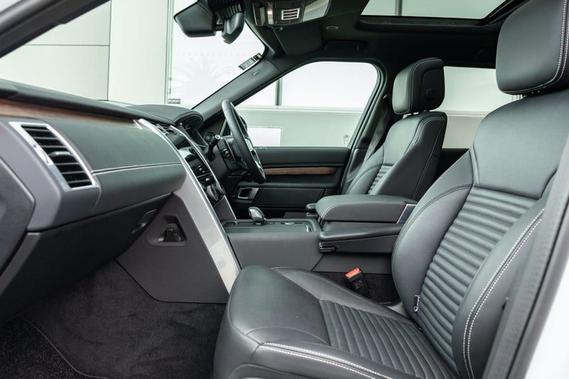 2025 Land Rover Discovery D250 Dynamic SE, photo 3