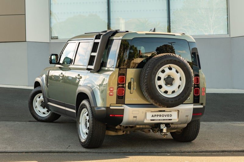 2022 Land Rover Defender 110 D240 SE, photo 2