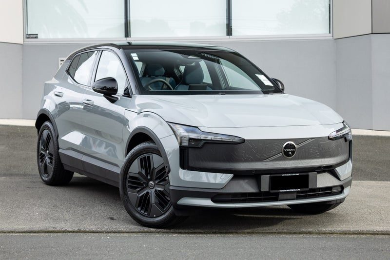 2026 Volvo EX30 Cross Country