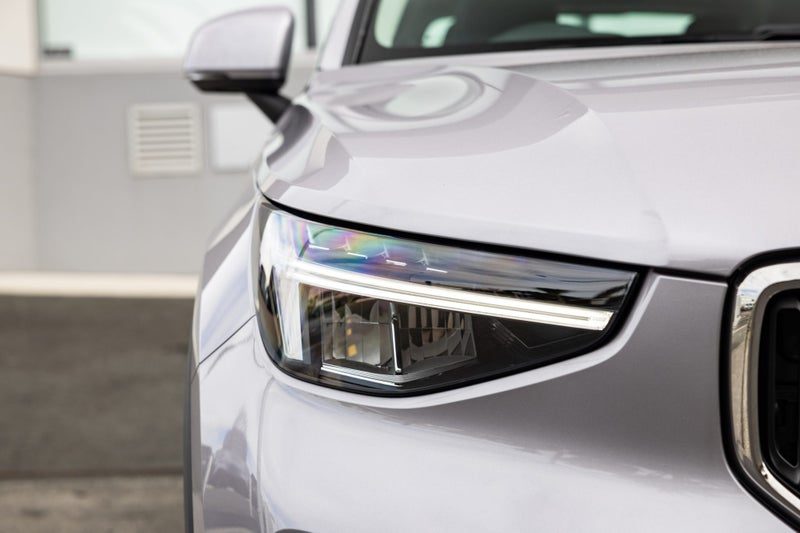 2025 Volvo XC40 B4 FWD Plus, photo 2