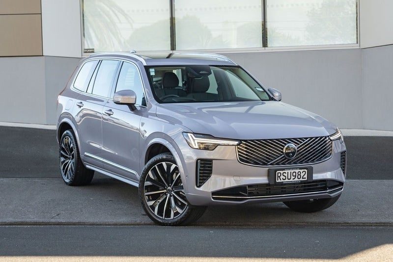 2026 Volvo XC90 B5 AWD Ultra Bright, main photo