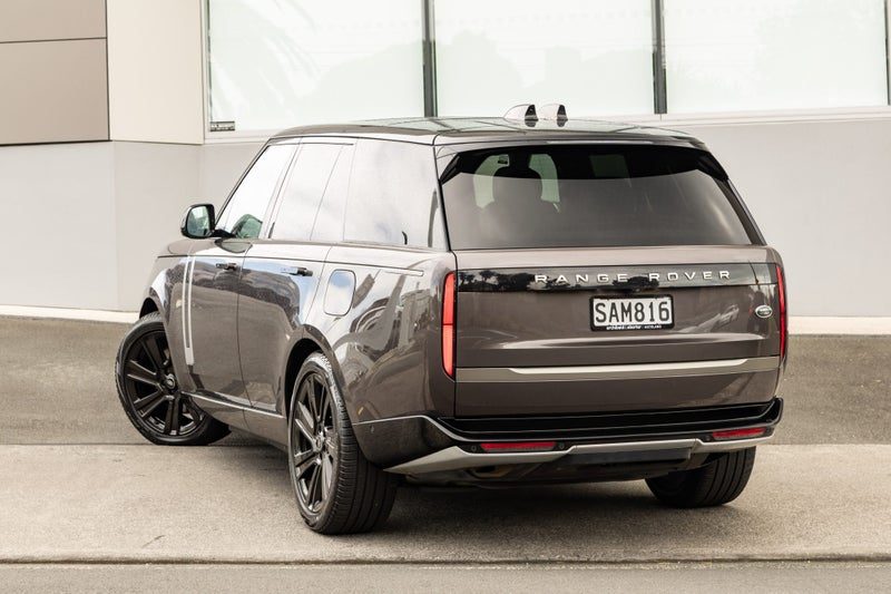 2023 Land Rover Range Rover P510e HSE SWB, photo 2