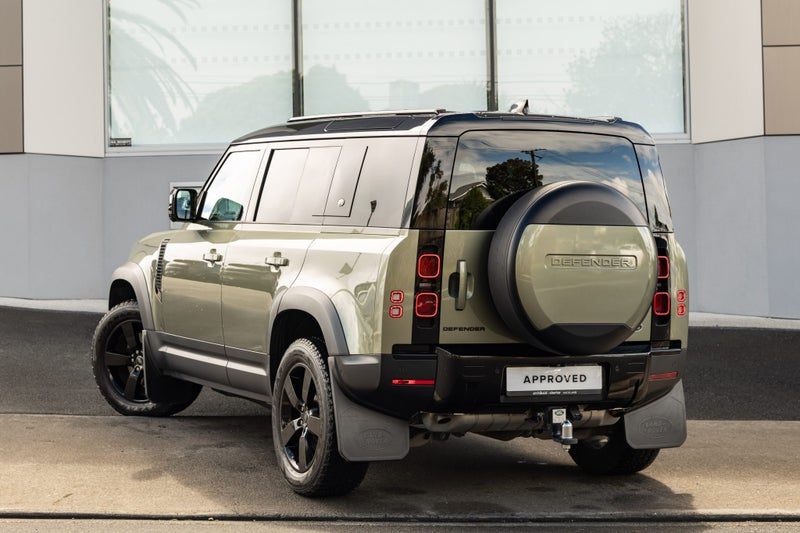 2023 Land Rover Defender 110 D300 HSE, photo 2