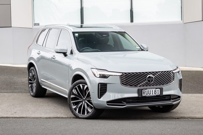 2025 Volvo XC90 B5 AWD Ultra Bright, main photo